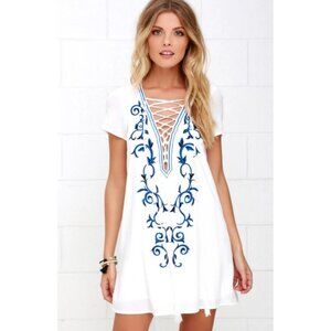 Lulus Womens Down in Kokomo Shift Dress Size M White Blue Embroidered Lace-Up